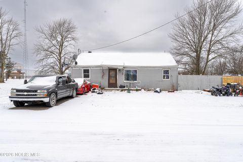 Photo of 203 N 1st Street, Continental, OH 45831 (MLS # 10002825)