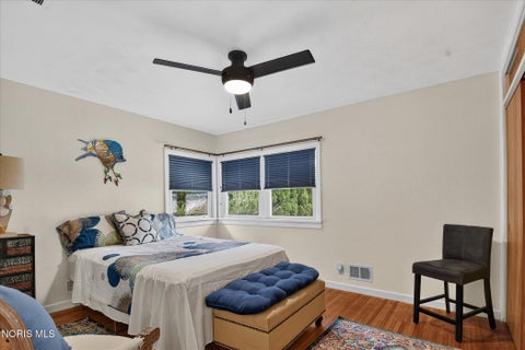 Tiny photo for 1144 Metcalf Road, Toledo, OH 43615 (MLS # 10012464)