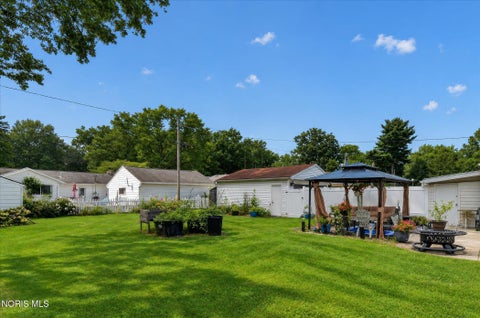 Tiny photo for 1144 Metcalf Road, Toledo, OH 43615 (MLS # 10012464)