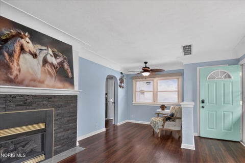 Tiny photo for 1144 Metcalf Road, Toledo, OH 43615 (MLS # 10012464)