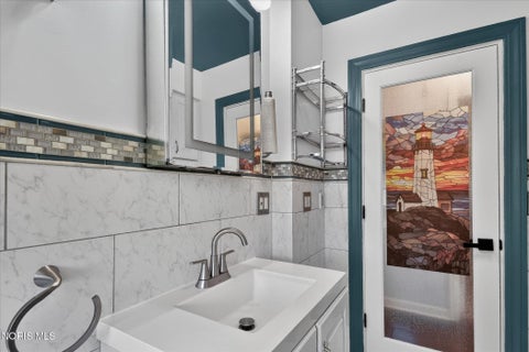 Tiny photo for 1144 Metcalf Road, Toledo, OH 43615 (MLS # 10012464)