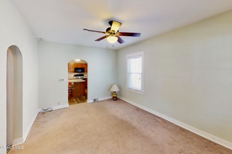 Tiny photo for 353 Milford Street, Toledo, OH 43605 (MLS # 10006701)