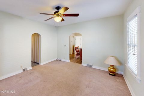 Tiny photo for 353 Milford Street, Toledo, OH 43605 (MLS # 10006701)