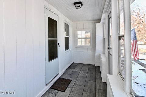 Tiny photo for 353 Milford Street, Toledo, OH 43605 (MLS # 10006701)