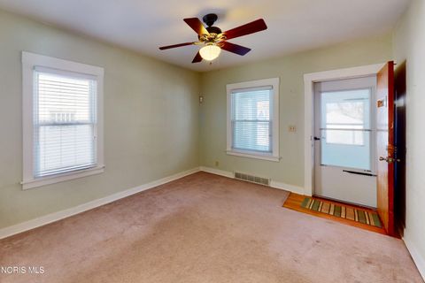 Tiny photo for 353 Milford Street, Toledo, OH 43605 (MLS # 10006701)