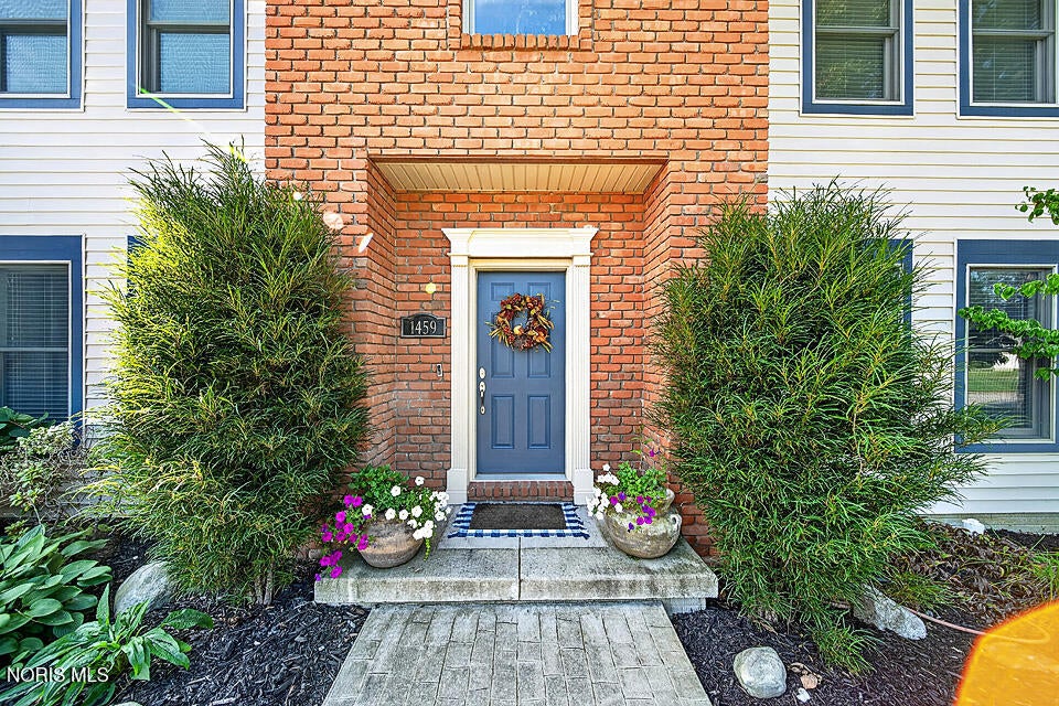 1459 Hollow Tree Drive