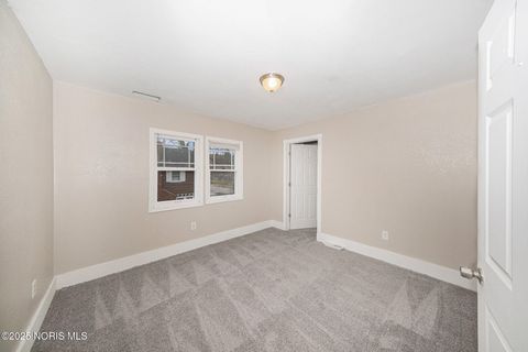 Tiny photo for 2716 Collingwood Boulevard, Toledo, OH 43610 (MLS # 10002044)