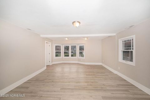 Tiny photo for 2716 Collingwood Boulevard, Toledo, OH 43610 (MLS # 10002044)