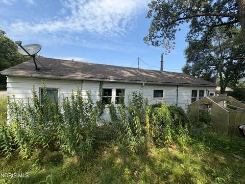 Tiny photo for 3412 King Road, Toledo, OH 43617 (MLS # 10012371)