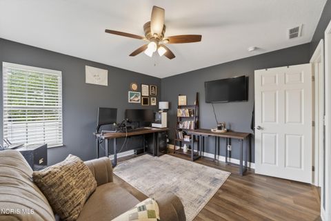 Tiny photo for 2277 Fox Run Circle, Findlay, OH 45840 (MLS # 10008323)