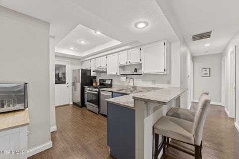 Tiny photo for 2277 Fox Run Circle, Findlay, OH 45840 (MLS # 10008323)
