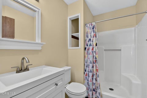 Tiny photo for 7 Edith Court, Bowling Green, OH 43402 (MLS # 10014524)