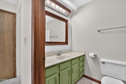 Tiny photo for 7 Edith Court, Bowling Green, OH 43402 (MLS # 10014524)