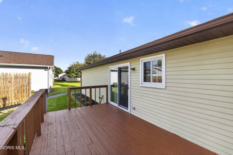 Tiny photo for 7 Edith Court, Bowling Green, OH 43402 (MLS # 10014524)