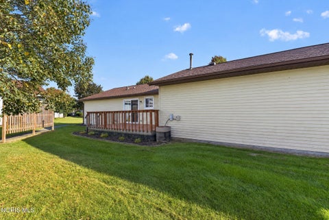 Tiny photo for 7 Edith Court, Bowling Green, OH 43402 (MLS # 10014524)