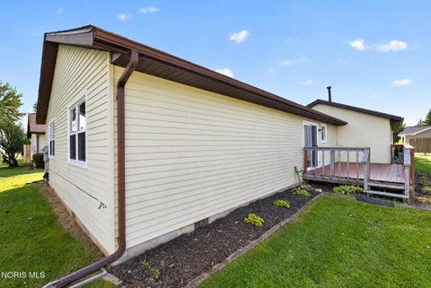 Tiny photo for 7 Edith Court, Bowling Green, OH 43402 (MLS # 10014524)