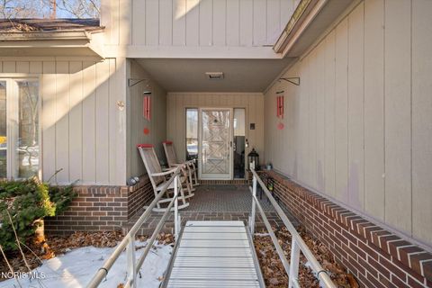 Tiny photo for 4456 Woodbriar Drive, Toledo, OH 43623 (MLS # 10004115)