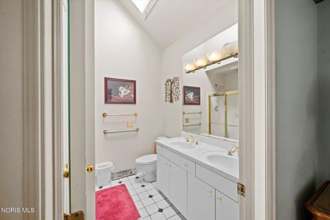 Tiny photo for 4456 Woodbriar Drive, Toledo, OH 43623 (MLS # 10004115)