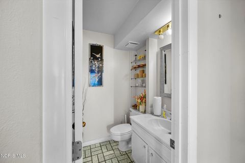 Tiny photo for 4456 Woodbriar Drive, Toledo, OH 43623 (MLS # 10004115)