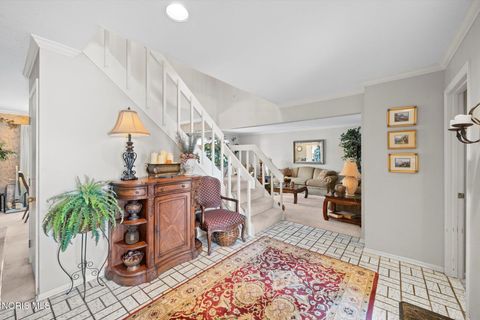 Tiny photo for 4456 Woodbriar Drive, Toledo, OH 43623 (MLS # 10004115)