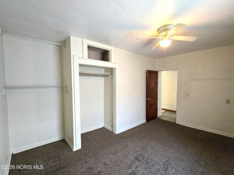 Tiny photo for 319 White Street, Toledo, OH 43605 (MLS # 10003224)