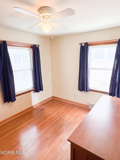 Tiny photo for 3935 Buell Avenue, Toledo, OH 43613 (MLS # 10013100)