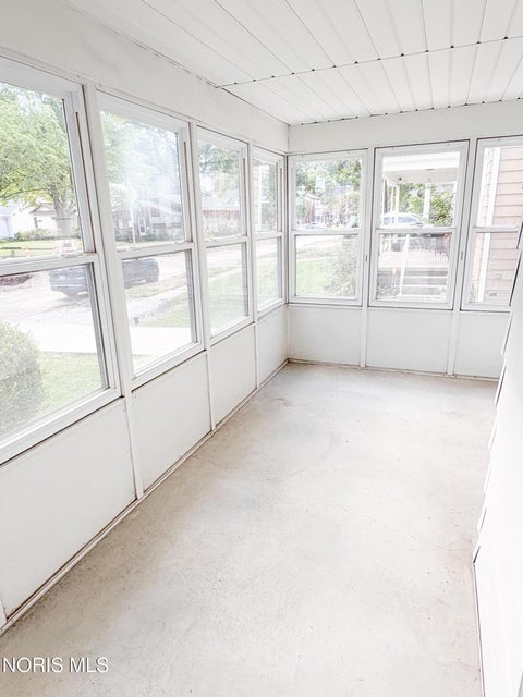 Tiny photo for 3935 Buell Avenue, Toledo, OH 43613 (MLS # 10013100)