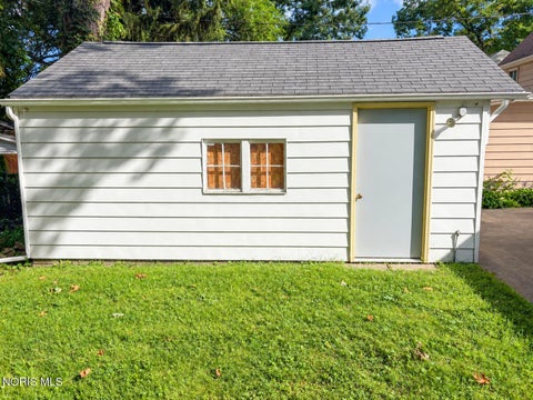 Tiny photo for 3935 Buell Avenue, Toledo, OH 43613 (MLS # 10013100)