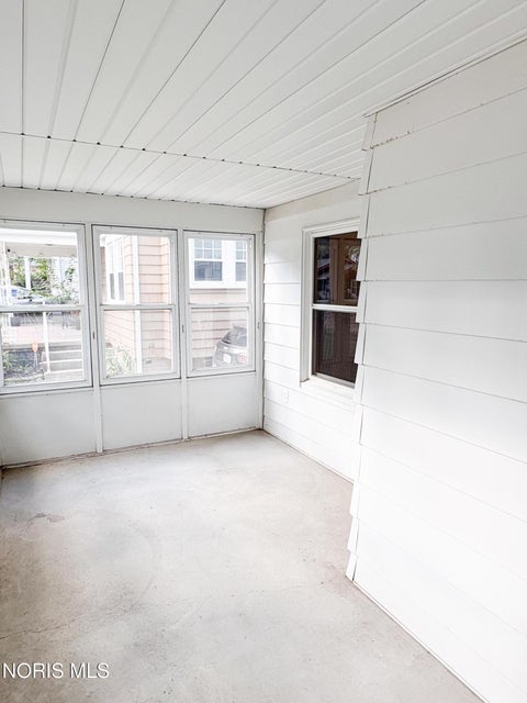 Tiny photo for 3935 Buell Avenue, Toledo, OH 43613 (MLS # 10013100)