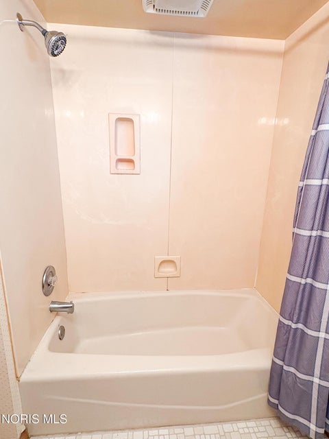 Tiny photo for 3935 Buell Avenue, Toledo, OH 43613 (MLS # 10013100)
