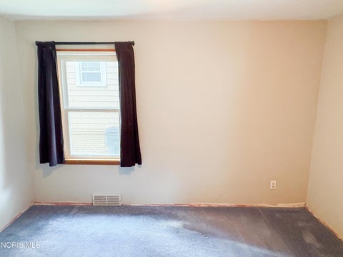 Tiny photo for 3935 Buell Avenue, Toledo, OH 43613 (MLS # 10013100)