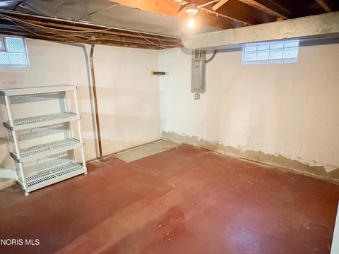 Tiny photo for 3935 Buell Avenue, Toledo, OH 43613 (MLS # 10013100)