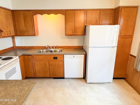 Tiny photo for 3935 Buell Avenue, Toledo, OH 43613 (MLS # 10013100)