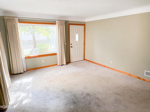 Tiny photo for 3935 Buell Avenue, Toledo, OH 43613 (MLS # 10013100)