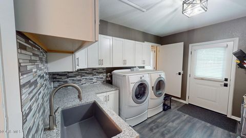 Tiny photo for 5919 Granville Drive, Sylvania, OH 43560 (MLS # 10009031)