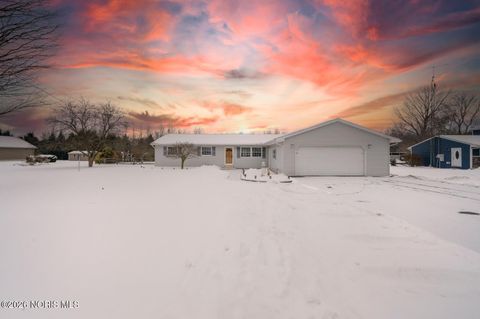 Photo of 4465 County Road 3, Swanton, OH 43558 (MLS # 10003704)