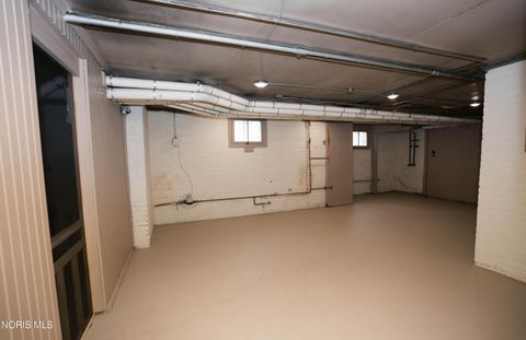 Tiny photo for 2401 Robinwood Avenue, Toledo, OH 43620 (MLS # 10008198)