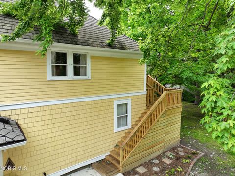 Tiny photo for 2401 Robinwood Avenue, Toledo, OH 43620 (MLS # 10008198)