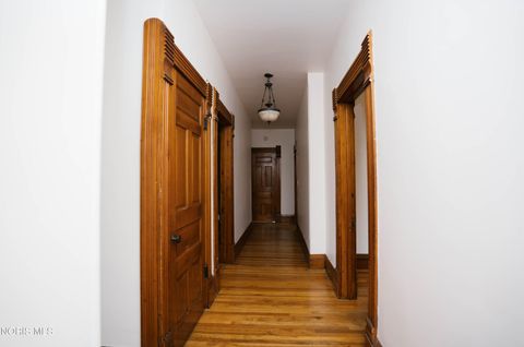 Tiny photo for 2401 Robinwood Avenue, Toledo, OH 43620 (MLS # 10008198)
