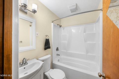 Tiny photo for 4837 Luann Avenue, Toledo, OH 43623 (MLS # 10008843)