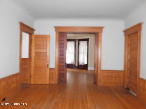 Tiny photo for 2032 Robinwood Avenue, Toledo, OH 43620 (MLS # 10003607)