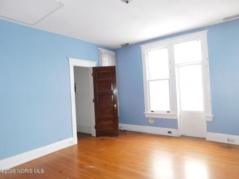 Tiny photo for 2032 Robinwood Avenue, Toledo, OH 43620 (MLS # 10003607)