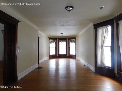 Tiny photo for 2032 Robinwood Avenue, Toledo, OH 43620 (MLS # 10003607)