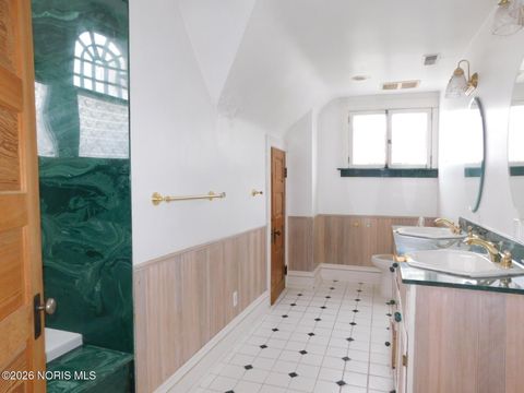 Tiny photo for 2032 Robinwood Avenue, Toledo, OH 43620 (MLS # 10003607)