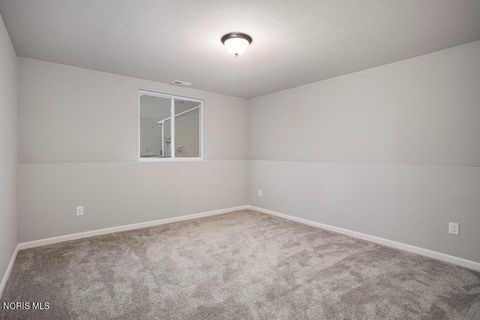 Tiny photo for 1051 Lakeside Lane, Oregon, OH 43616 (MLS # 10006956)