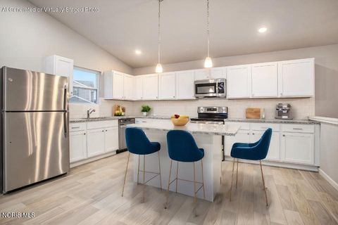 Tiny photo for 1051 Lakeside Lane, Oregon, OH 43616 (MLS # 10006956)