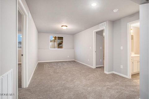 Tiny photo for 1051 Lakeside Lane, Oregon, OH 43616 (MLS # 10006956)