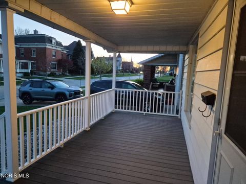 Tiny photo for 409 W Washington Street, Napoleon, OH 43545 (MLS # 10006553)