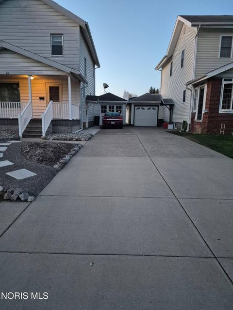 Tiny photo for 409 W Washington Street, Napoleon, OH 43545 (MLS # 10006553)