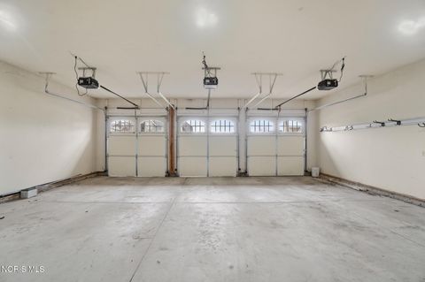 Tiny photo for 5908 Walnut Springs Boulevard, Sylvania, OH 43560 (MLS # 10006186)